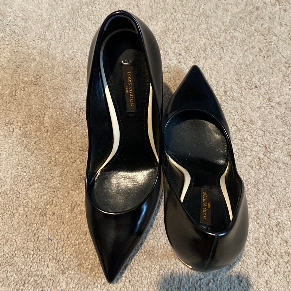 Louis Vuitton - Shiny Black - Picture 1 of 3